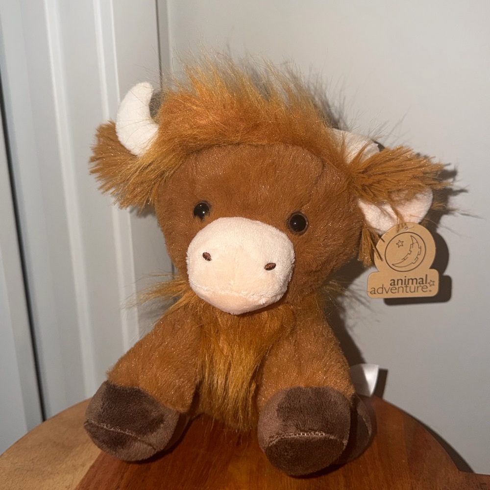 NWT - Animal Adventure Plush ‘Highland Cow’ Stuffed Animal
